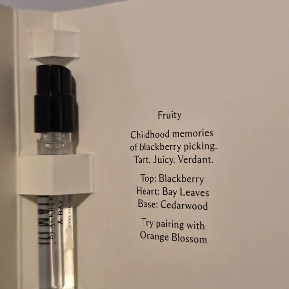 Jo Malone Blackberry & Bay Set- Cologne 1.5ml (Vial) And Body Lotion 15ml - Picture 3 of 6